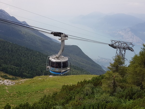  RESIDENCE MALCESINE Active & Family- Gardalake - Paragliding on Lake Garda